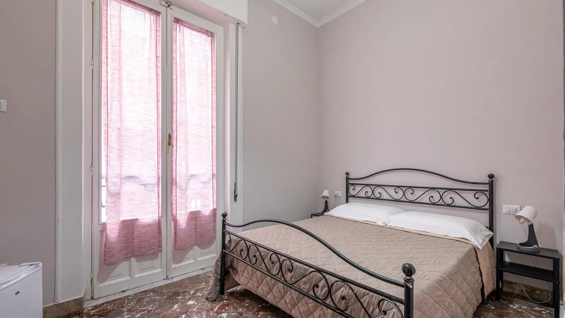 Hotel La Vecchia Palermo Affittacamere