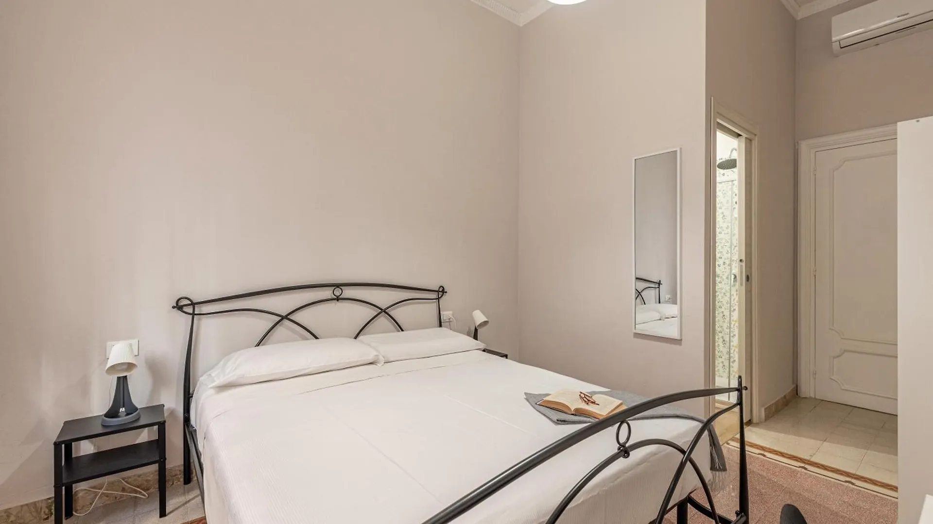 Affittacamere Hotel La Vecchia Palermo